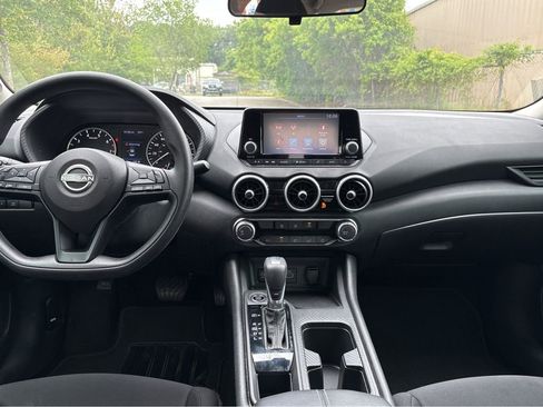 Used 2025 Nissan Sentra S FWD image 4