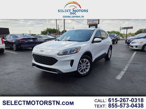 Used 2021 Ford Escape SE FWD image 1