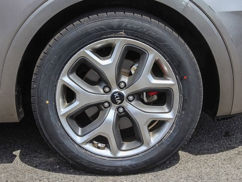 Used 2019 Kia Sorento SX w/ SX Touring Package image 9