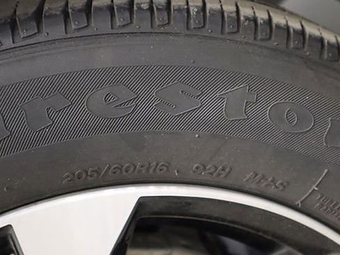 Used 2022 Nissan Sentra SV image 39