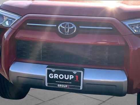 Used 2022 Toyota 4Runner TRD Off-Road Premium w/ Moonroof Package AWD/4WD image 30