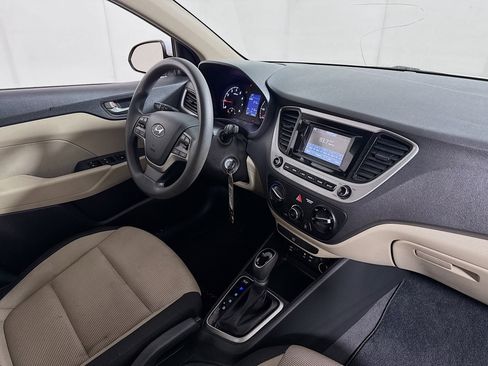 Used 2019 Hyundai Accent SE image 23