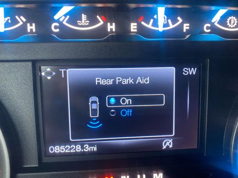 Used 2019 Ford F150 XLT w/ Equipment Group 302A Luxury image 16