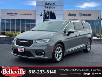 Used 2023 Chrysler Pacifica Limited