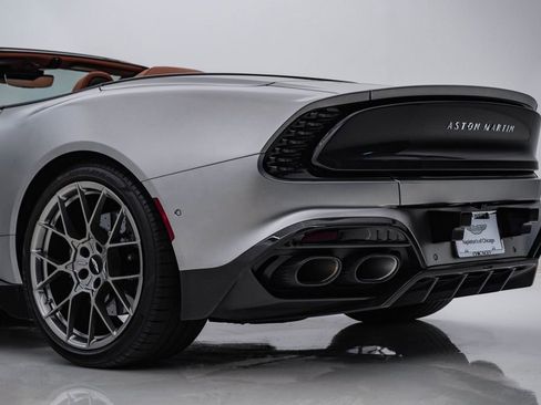 Used 2026 Aston Martin Vanquish Convertible RWD image 13