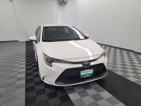 Used 2022 Toyota Corolla LE FWD image 14