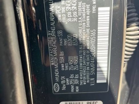 Used 2025 Hyundai Santa Fe Limited FWD image 13
