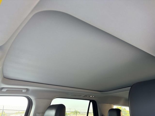 Used 2025 Ford Expedition Active AWD/4WD image 12