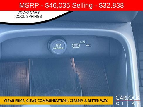 Used 2025 Volvo XC40 B5 Core w/ Protection Package Premier image 36