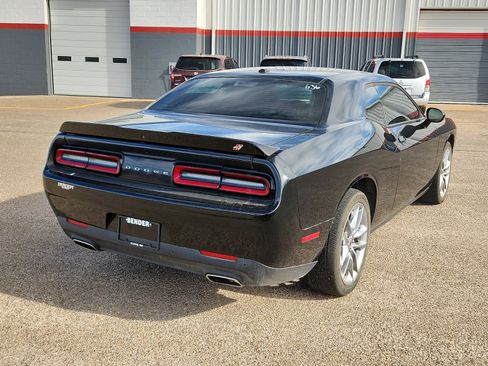 Used 2022 Dodge Challenger GT image 4