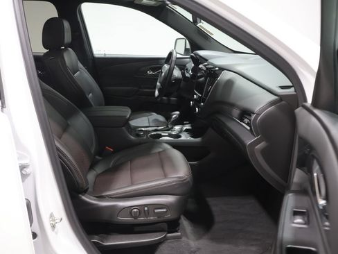 Used 2023 Chevrolet Traverse High Country AWD/4WD image 22
