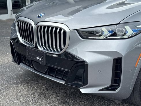 Certified 2024 BMW X5 xDrive50e w/ Executive Package AWD/4WD image 10