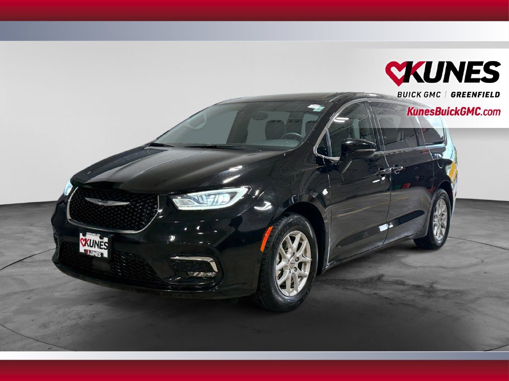 Used 2025 Chrysler Pacifica Select FWD image 5