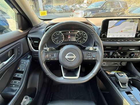Used 2023 Nissan Rogue SL w/ SL Premium Package AWD/4WD image 12