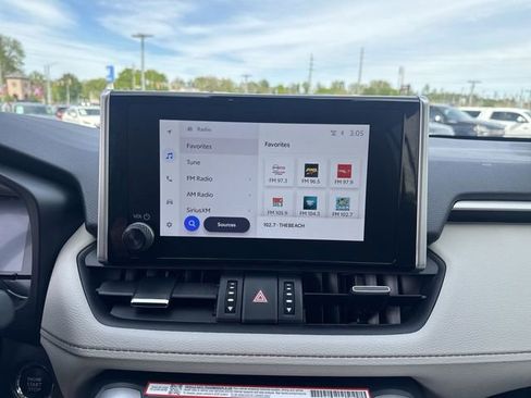Used 2025 Toyota RAV4 XLE Premium FWD image 16