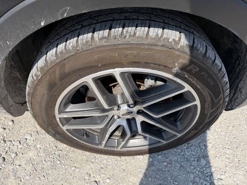 Used 2016 Ford Explorer Sport w/ Equipment Group 401A AWD/4WD image 11
