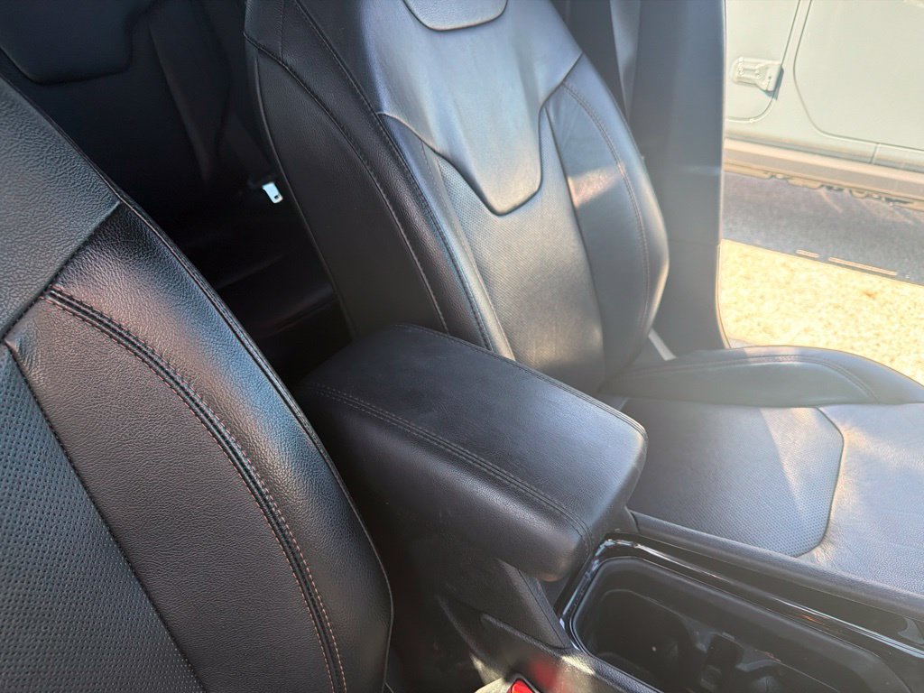 Used 2023 Jeep Compass Limited AWD/4WD image 37
