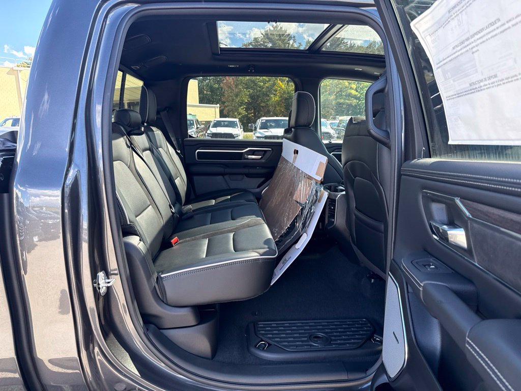 New 2027 RAM 1500 Laramie AWD/4WD image 26