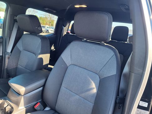 Used 2026 Chevrolet Colorado W/T w/ WT Custom Package image 21