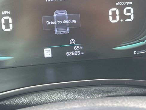 Used 2024 Kia Soul LX w/ Option Group 015 image 40