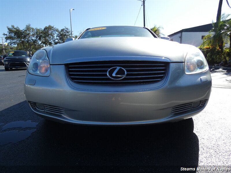 Used 2005 Lexus SC 430 Convertible RWD image 4