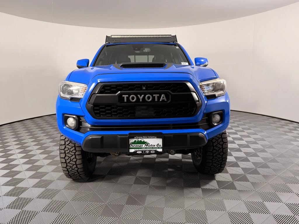 Used 2020 Toyota Tacoma TRD Off-Road w/ TRD Premium Off Road Package AWD/4WD image 5