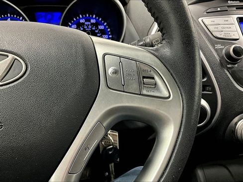 Used 2012 Hyundai Tucson GLS image 24
