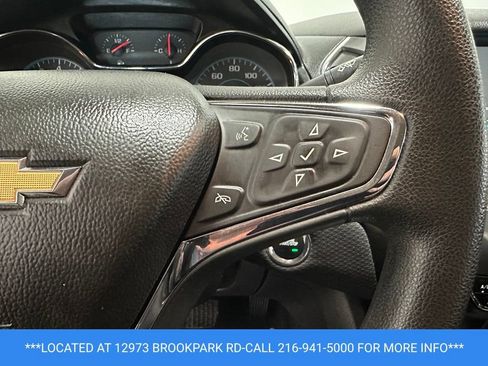 Used 2018 Chevrolet Cruze LT w/ Convenience Package FWD image 13