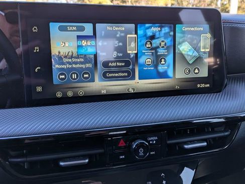 Used 2026 Nissan Kicks SR w/ Illumination Package image 23