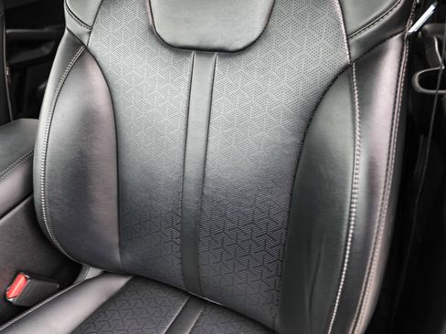 Used 2021 Kia Sorento S w/ Panoramic Sunroof Package image 24