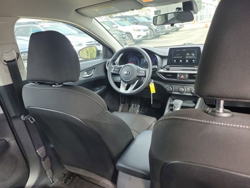 Used 2021 Kia Forte LXS image 13