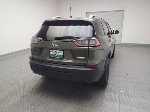 Used 2020 Jeep Cherokee Latitude AWD/4WD image 7