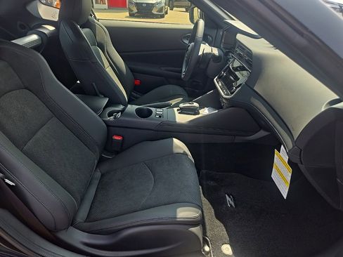 New 2025 Nissan Z Performance w/ Floor Mat Package image 27