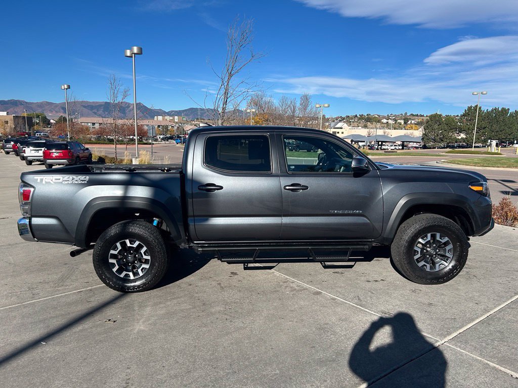 Used 2023 Toyota Tacoma TRD Off-Road AWD/4WD image 9