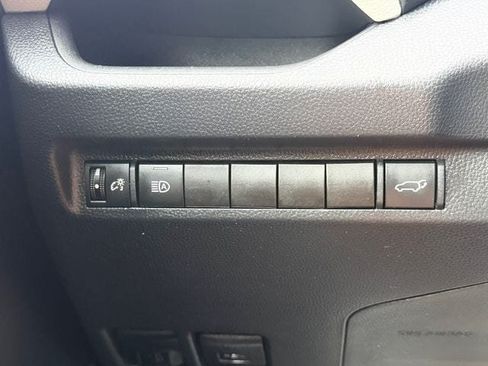 Used 2023 Toyota RAV4 XLE Premium FWD image 27