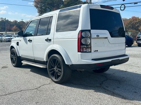Used 2016 Land Rover LR4 HSE Silver Edition image 3
