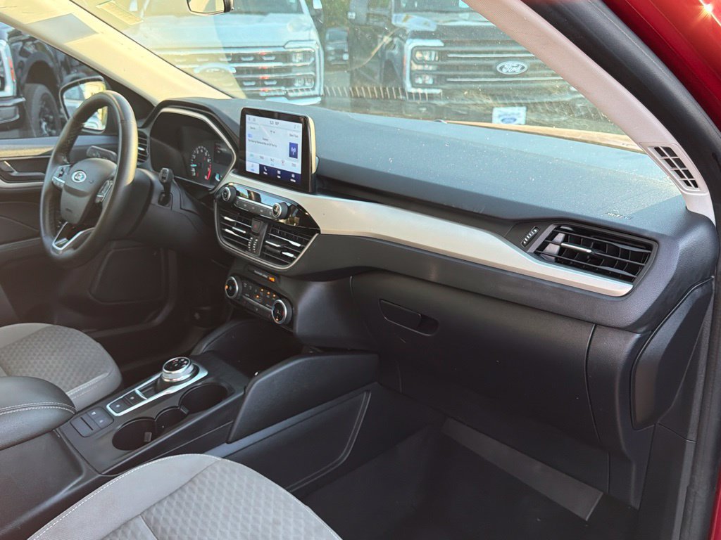 Used 2022 Ford Escape SE w/ Cold Weather Package AWD/4WD image 15