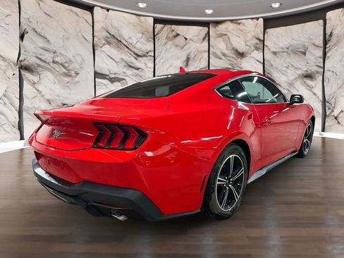 Used 2024 Ford Mustang Coupe RWD image 6