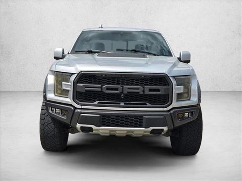 Used 2019 Ford F150 Raptor w/ Equipment Group 802A Luxury image 2