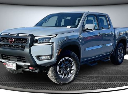 New 2026 Nissan Frontier PRO-4X w/ Pro-4x Convenience Package image 2