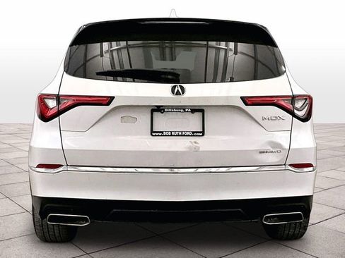 Used 2023 Acura MDX SH-AWD image 4