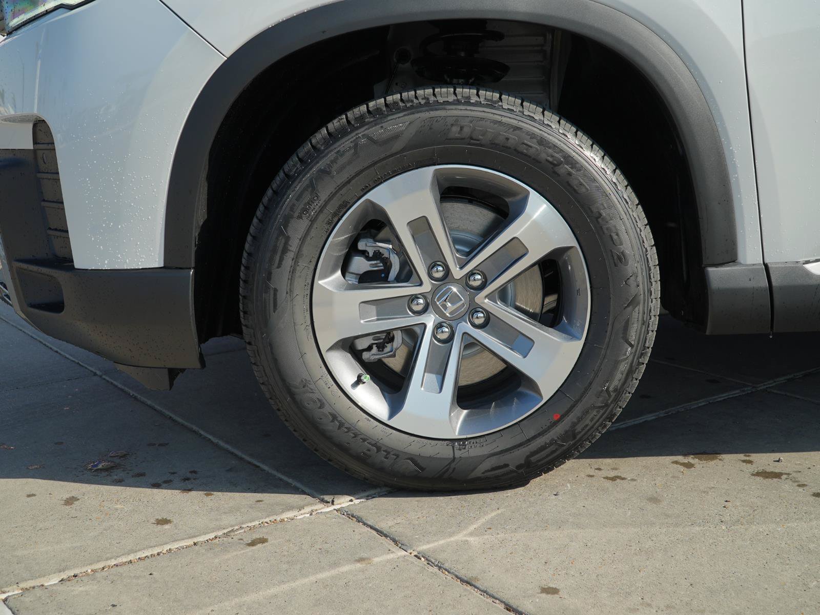 Used 2026 Honda Pilot EX-L image 13