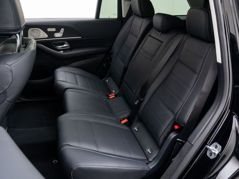 New 2026 Mercedes-Benz GLS 450 4MATIC image 22