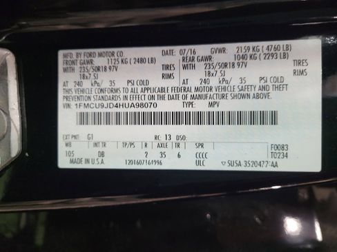 Used 2017 Ford Escape Titanium image 33