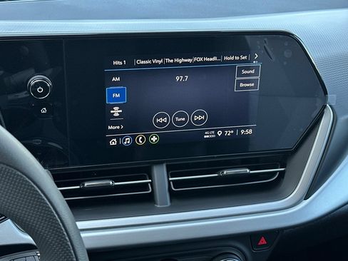 New 2026 Chevrolet Trax LS w/ LS Convenience Package FWD image 18