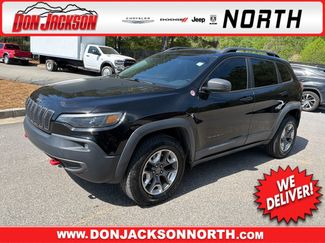 Used 2019 Jeep Cherokee Trailhawk video 1