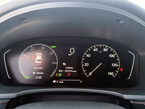 Certified 2025 Honda Civic Sport image 15