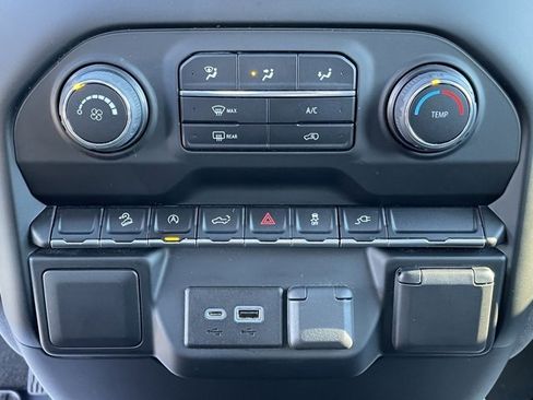 Certified 2022 Chevrolet Silverado 1500 Custom Trail Boss w/ Safety Confidence Package image 5