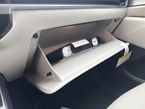 New 2026 Kia Sorento S image 46