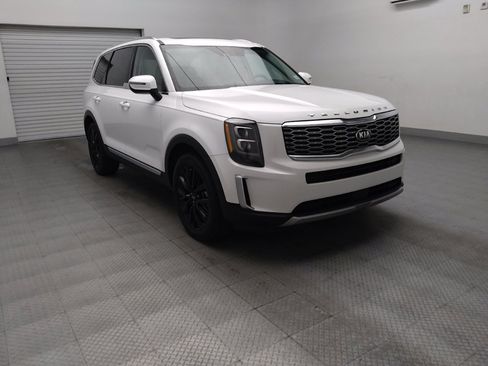 Used 2021 Kia Telluride EX w/ EX Premium Package FWD image 13